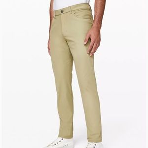 NWOT lululemon khaki work/golf pant